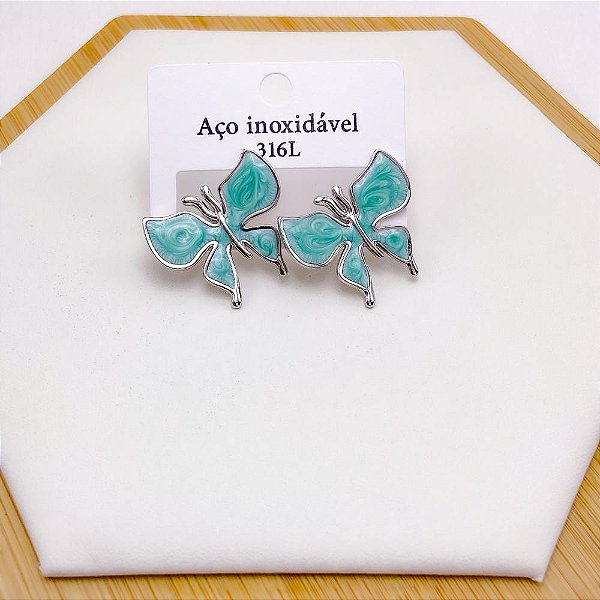 BRINCO AÇO INOX BORBOLETA RESINADO VERDE - PRATEADO