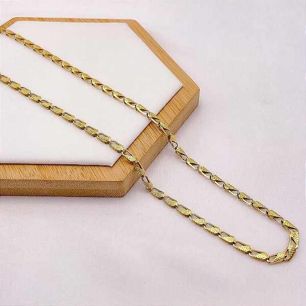 CORRENTE AÇO INOX COM DETALHES 60 CM - DOURADA