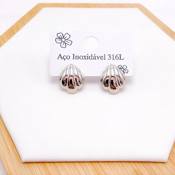 BRINCO  AÇO INOXIDÁVEL CONCHA MODA PRAIA - PRATEADO