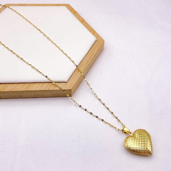 RELICÁRIO AÇO INOXIDÁVEL  55CM CORAÇÃO COM DETALHES - DOURADO
