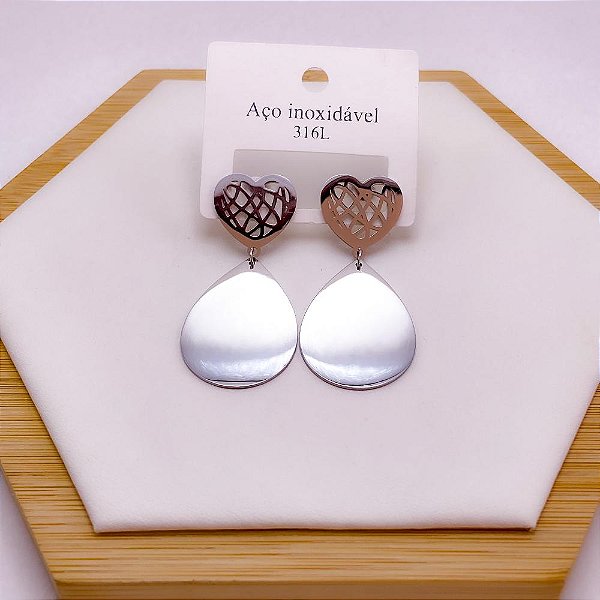 BRINCO AÇO INOX  TREVO PINGENTE GEOMETRICO - PRATEADO