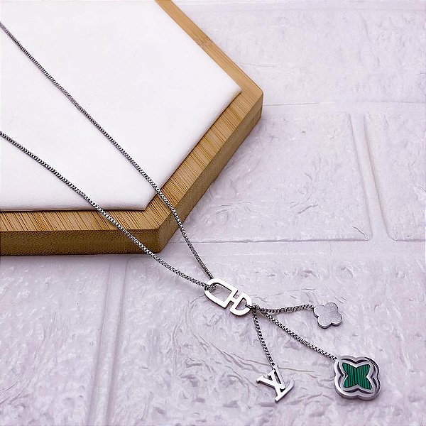 COLAR AÇO INOXIDÁVEL 45CM TREVO VERDE - PRATEADO
