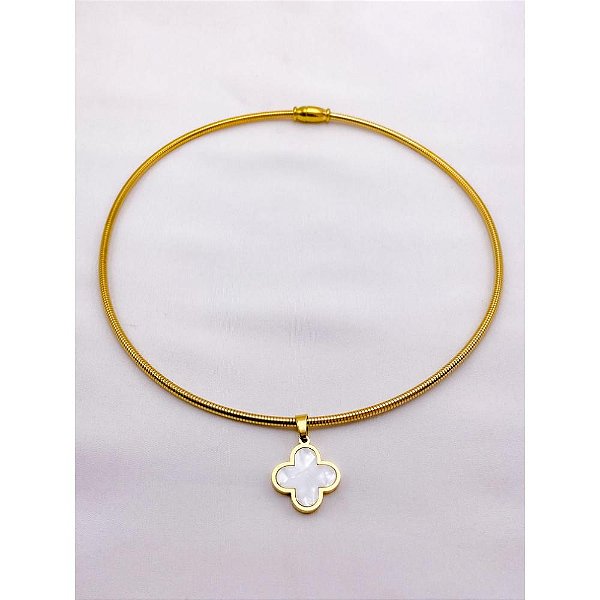 COLAR AÇO INOXIDÁVEL ARO SEMI RÍGIDO PINGENTE TREVO PEROLADO - DOURADO