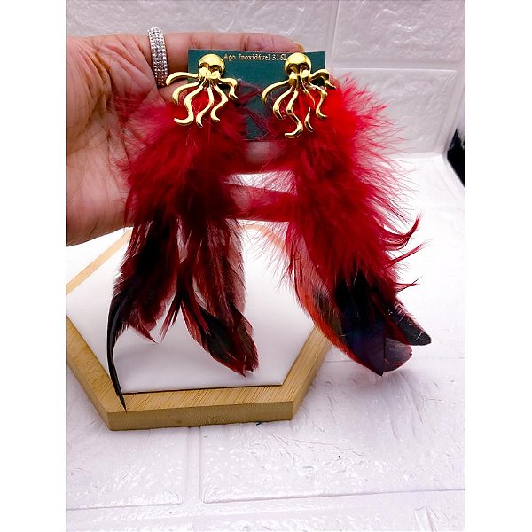 BRINCO AÇO INOX  POLVO PENA VERMELHA - DOURADO