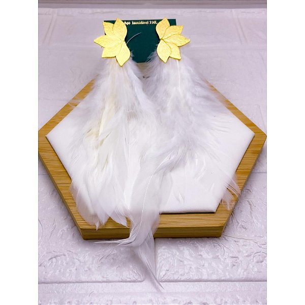 BRINCO AÇO INOX  FOLHAS PENA BRANCA - DOURADO