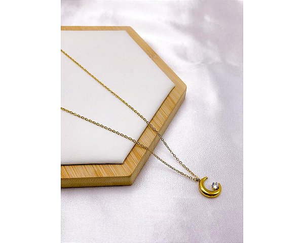COLAR AÇO INOX 45CM PINGENTE MEIA LUA COM PEDRA CRISTAL - DOURADO