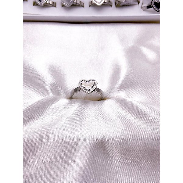 ANEL  AÇO INOXIDÁVEL CORAÇÃO CRAVEJADO - PRATEADO (UNIDADE)