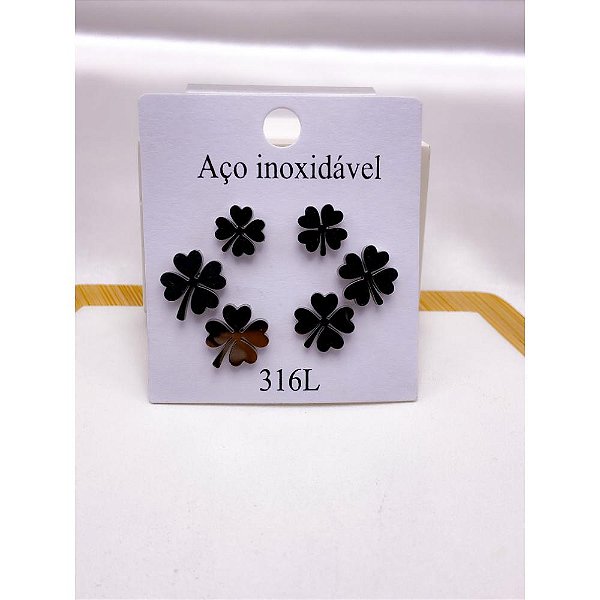 CARTELA TRIO DE BRINCOS AÇO INOXIDÁVEL TREVO - PRATEADO
