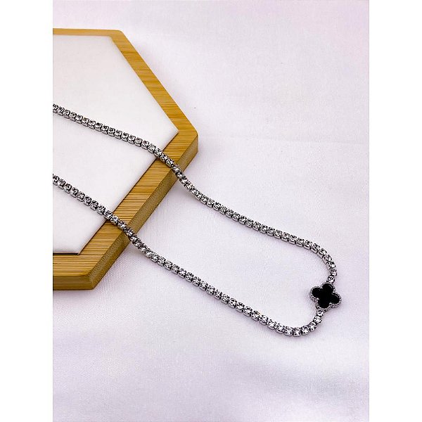 COLAR AÇO INOX 45CM RIVIERA TREVO PRETO - PRATEADO