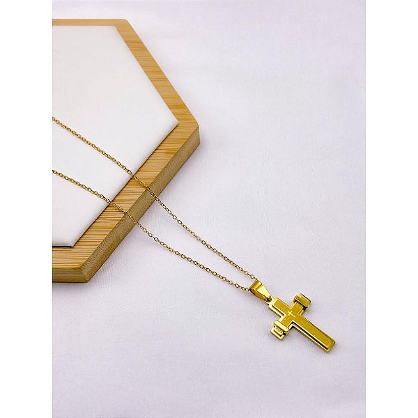 CORRENTE DE AÇO INOX 60 CM PINGENTE CRUCIFIXO - DOURADA
