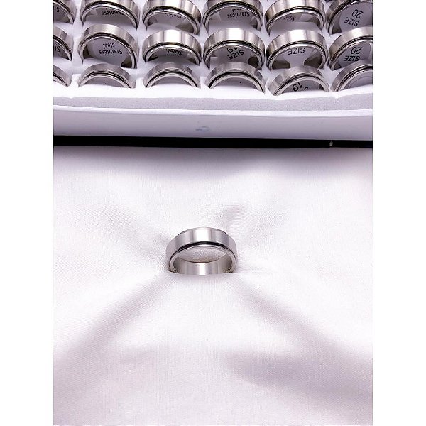 ALIANÇA AÇO INOXIDÁVEL ROTATIVA LISA 6MM  - PRATEADA (UNIDADE)