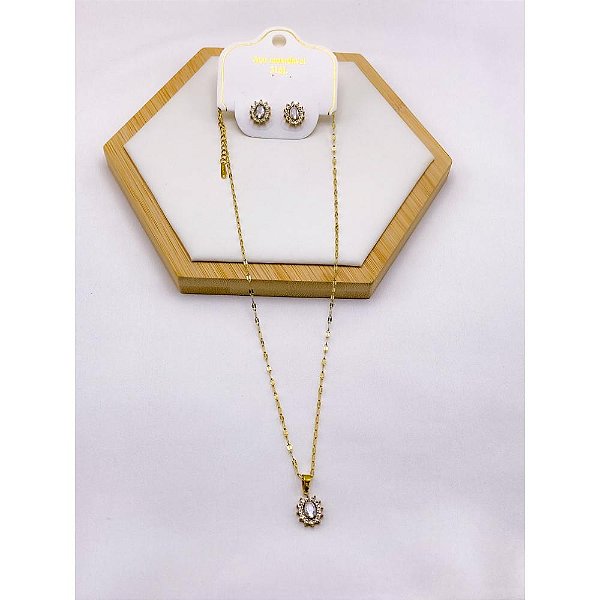 CONJUNTO COLAR  E BRINCO AÇO INOXIDÁVEL  PINGENTE OVAL CRAVEJADO PEDRA CRISTAL - DOURADO