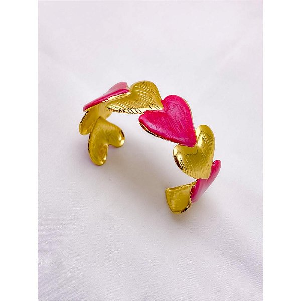 BRACELETE AÇO INOXIDÁVEL CORAÇÕES RESINADO VERMELHO - DOURADO