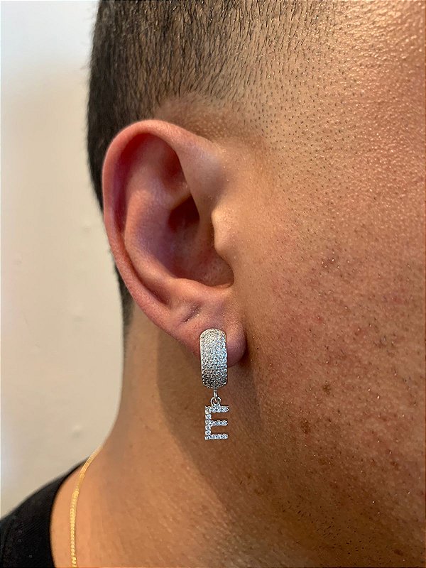 Brinco Com Letra E Pendurada (9,8X5,3mm) Banhado A Ouro Branco