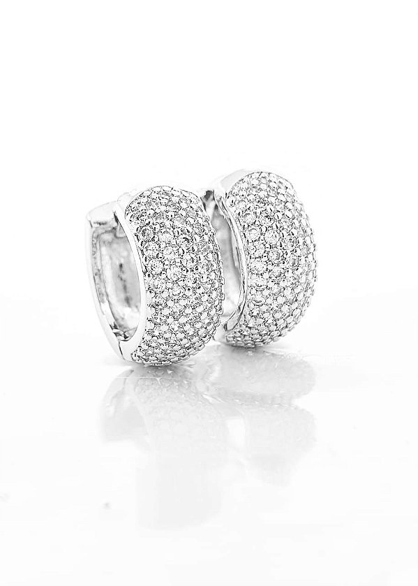 Brinco Masculino Par Argola Cravejada 4 Fileiras G (13,3X5,6mm) Banhada A Ouro Branco BRI025