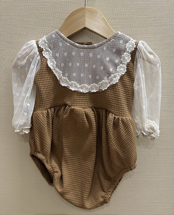 Body Lorena Caramelo Manga Longa