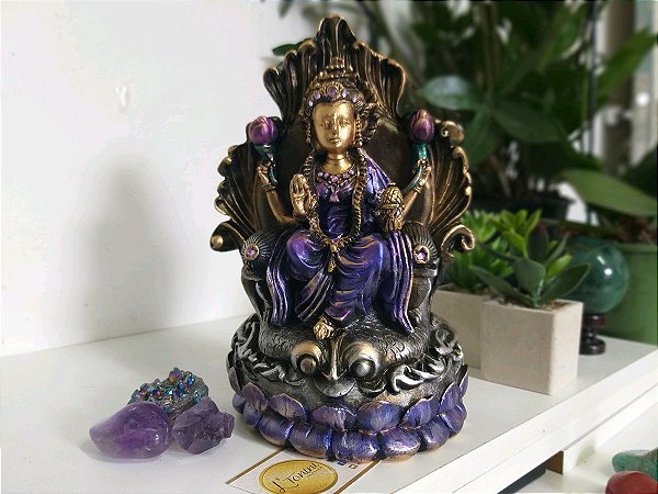 Deusa Lakshmi 23cm | Violeta e Dourado