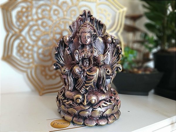 Deusa Lakshmi 23cm | Rosê Gold com Relevos Dourados