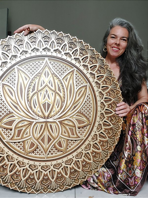 Mandala 3D 8C Flor de Lótus | Mahogany e tons de ouro (do 25cm - 90cm)