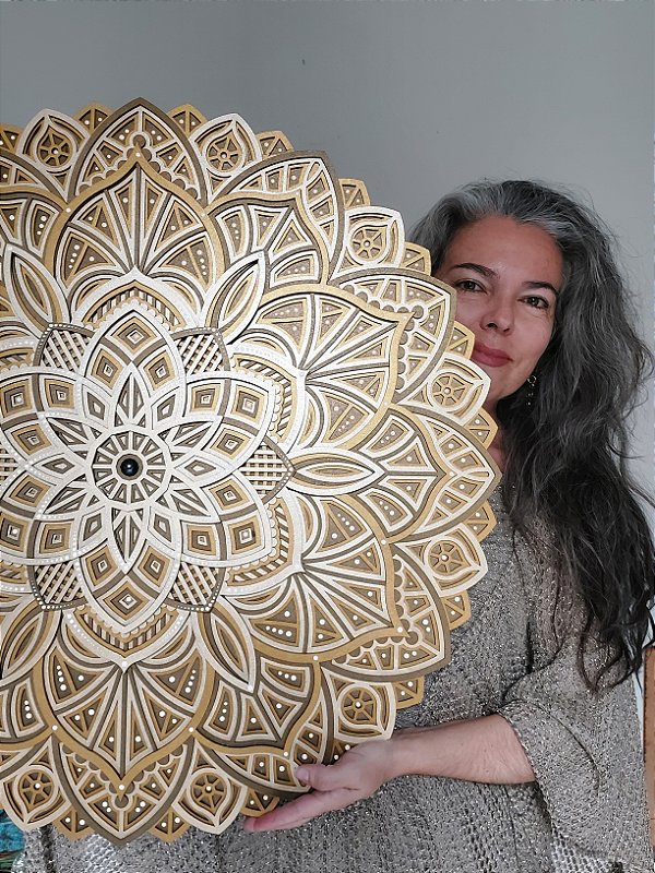 Mandala 3D 9C Dhalia | Tons de ouro (do 25cm ao 90cm)