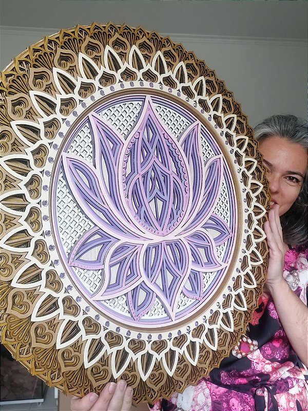 Mandala 3D 8C Flor de Lótus | Branco, ouro e violeta (do 25cm ao 90cm)