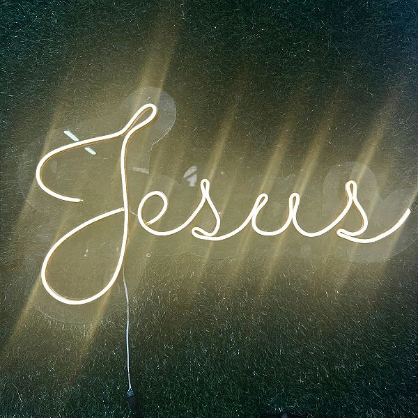 Palavra Jesus em Led 60 CM