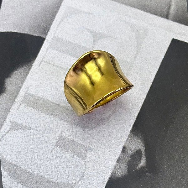 Anel Abaulado Liso Aço Inox Dourado