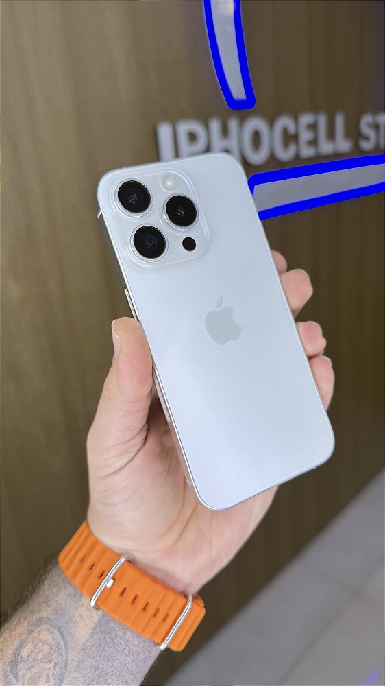 iPhone 15 Pro
