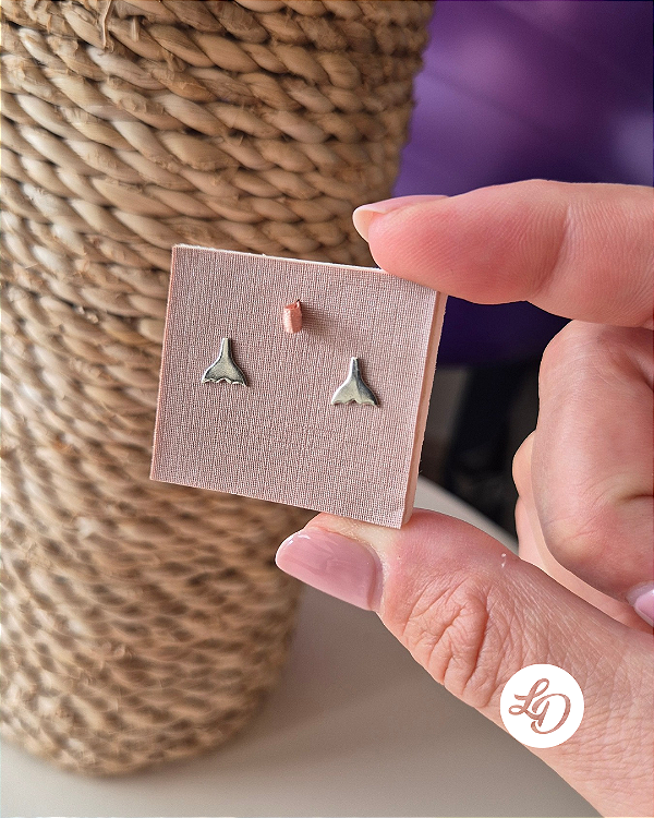 Brinco aço inox RABO BALEIA