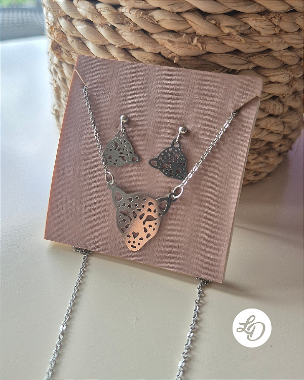 CONJUNTO EM AÇO INOX - COLAR E BRINCO ONÇA