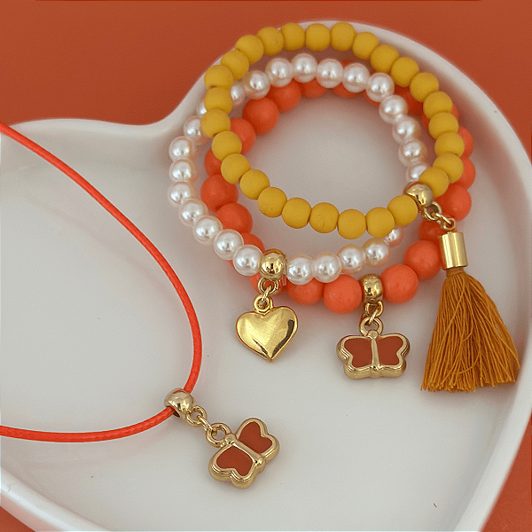 Conj Colar Fio E Pulseiras Borboleta Resina