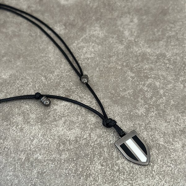 Cordão Masc Fio Escudo Time Campeão Preto E Branco