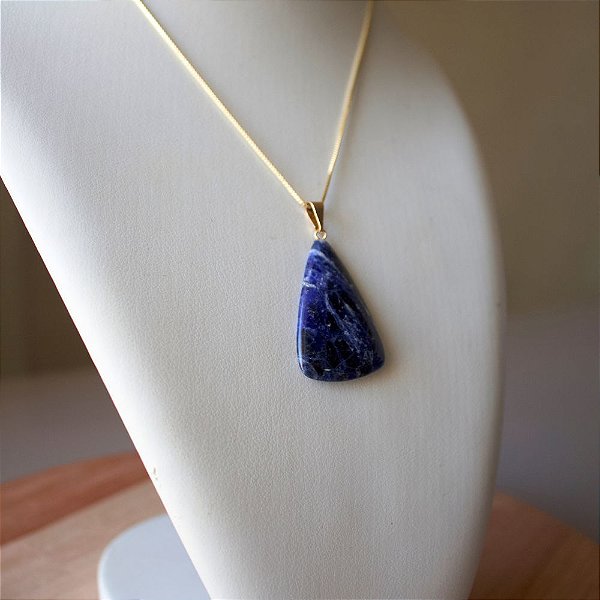 Colar com Pedra Natural Sodalita Banhado à Ouro