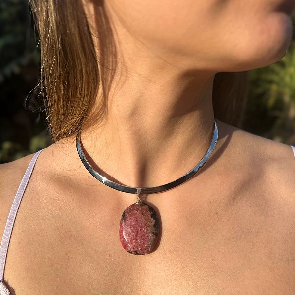 Gargantilha com Pedra Natural Rodonita