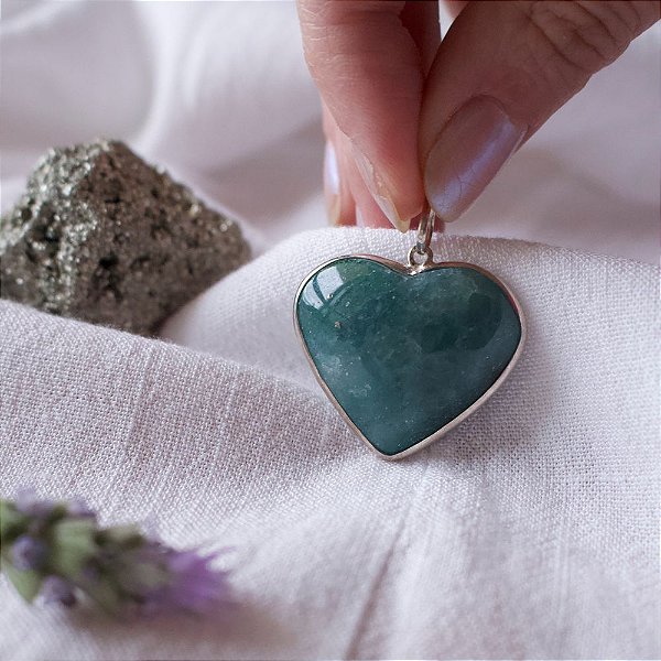 Pingente Quartzo Verde em Formato de Coração em Prata 925