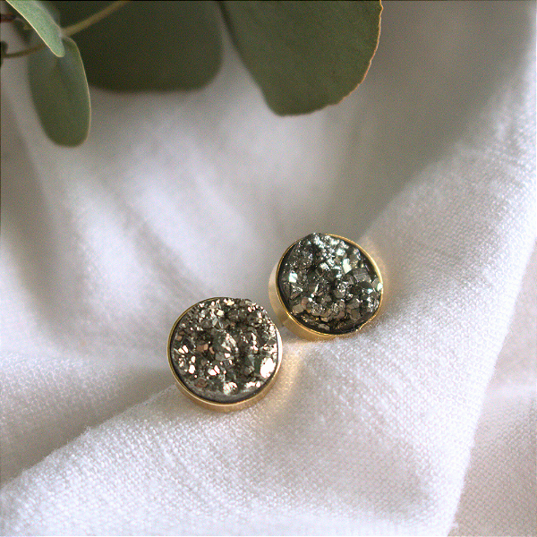 Brinco com Pedra Natural Pirta