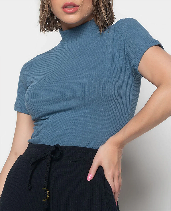 Blusa Gola Alta Malha Canelada Azul Claro Salvatore Fashion
