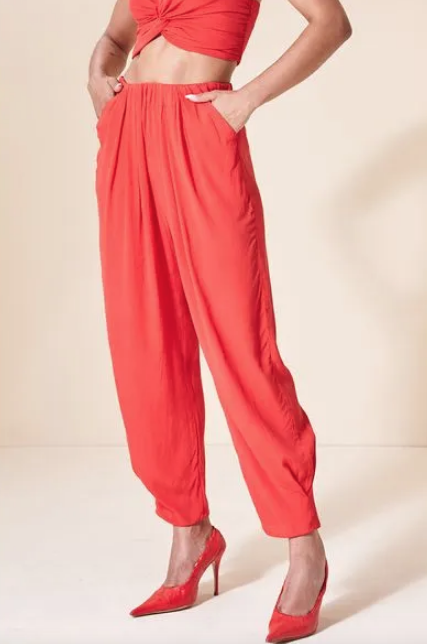 Calça de Viscose com Pregas na Barra Vermelha - ALL'S