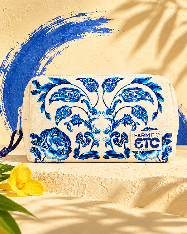 Necessaire Farm Ora Bolas P – Estampa Porcelain FARM