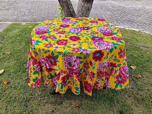 Toalha de Mesa Redonda 6 Lugares 1,80m de Chita com Babado Fafaty