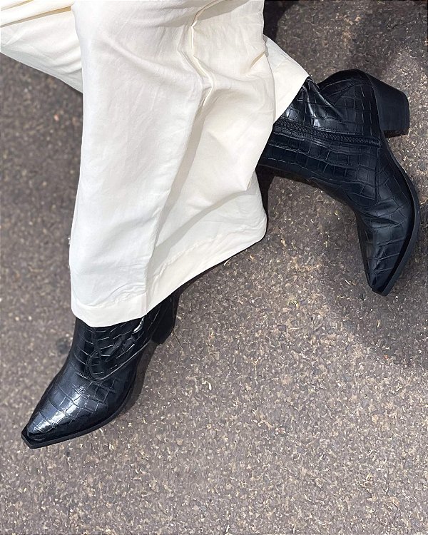 FW  CROCO BLACK  LOW