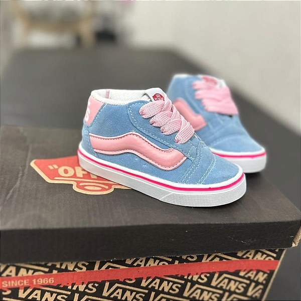 Tênis Infantil Azul, Branco e Rosa