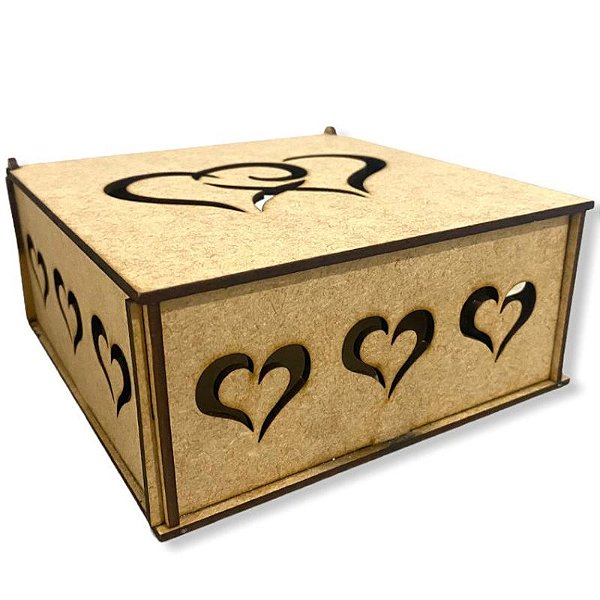 CAIXA DE MDF COM CORAÇÃO - PEQUENA 15 X 15 X 6,5 CM - 01 UNIDADE - MAKE FESTAS