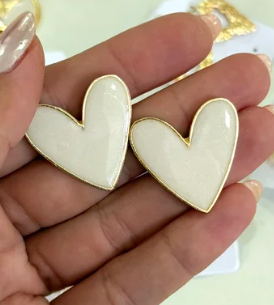 Brinco Coração Branco G