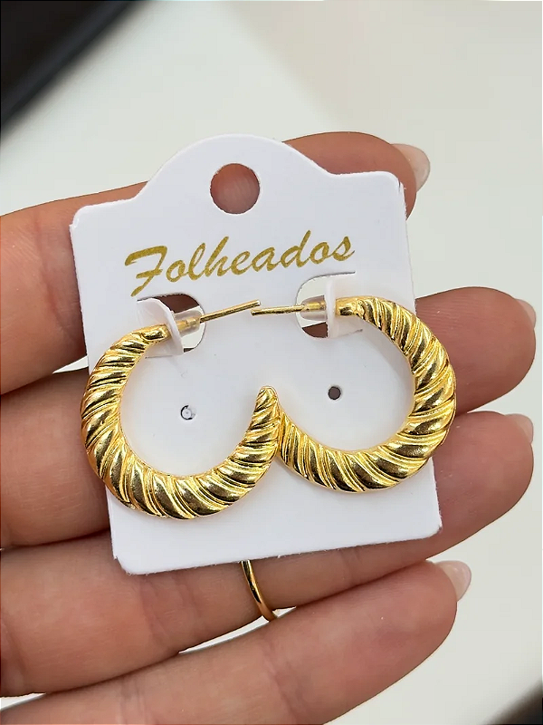 Brinco argola gominhos