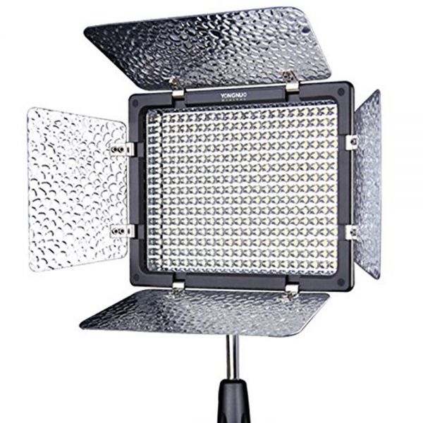 Led Yongnuo Yn-300Iii Sem Acessórios