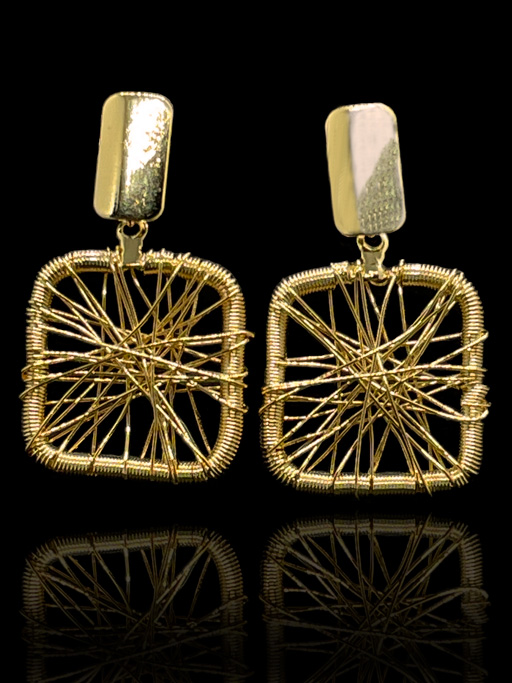 Brinco pendurado Quadrado