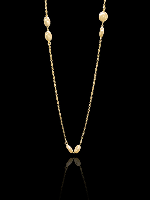 Colar Intercalado com acessórios em Pérola e Corrente. 70cm