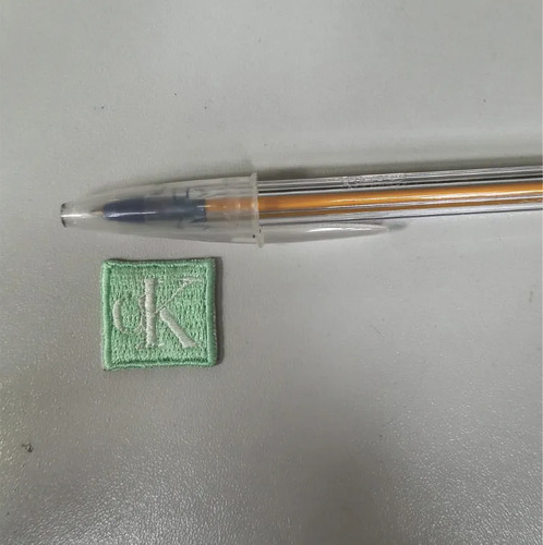 Patch Bordado Marcas Calvin Klein Escrito 7x1,5cm