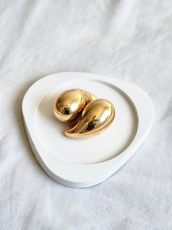 Base multiuso Triangulo - em cimento branco- PERSONALIZÁVEL